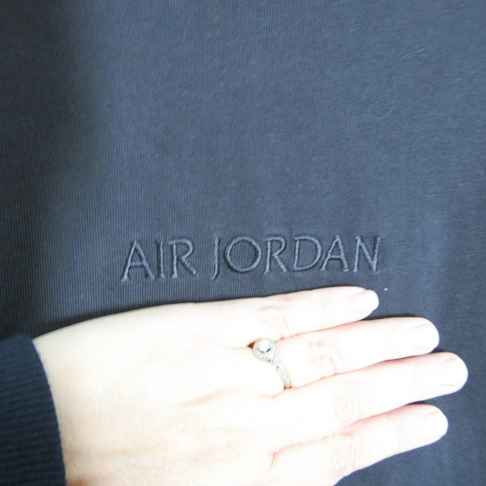 Air Jordan Embroidered Logo T-Shirt Mens Small Jumpman Casual Sport Black Fade
